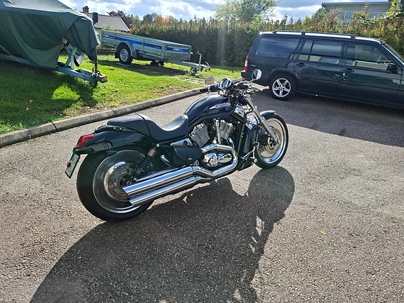 Harley-Davidson VRSCB V-Rod 3 of 4