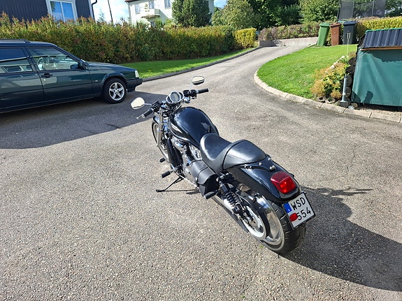 Harley-Davidson VRSCB V-Rod 4 of 4