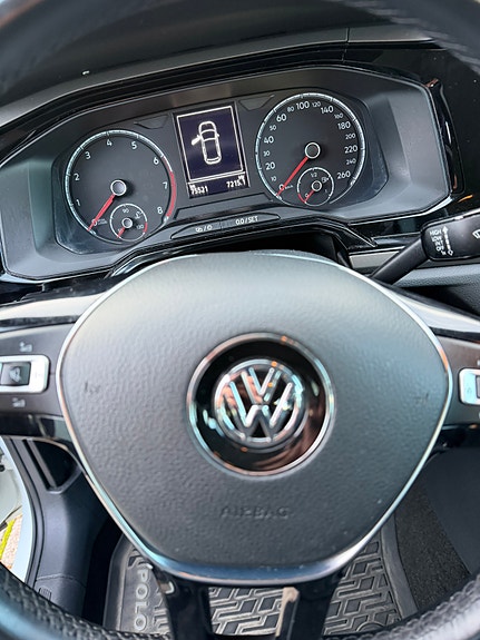 Volkswagen Polo 3 of 7