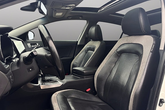 Kia Optima 10 of 27