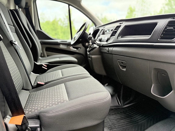 Ford Transit Custom 10 of 10