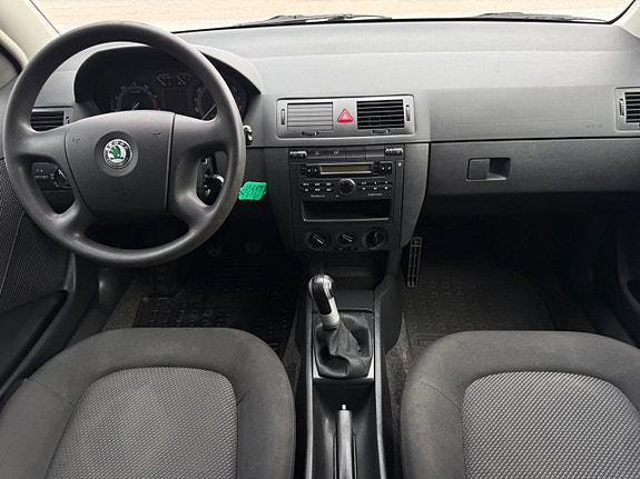 Skoda Fabia 8 of 11
