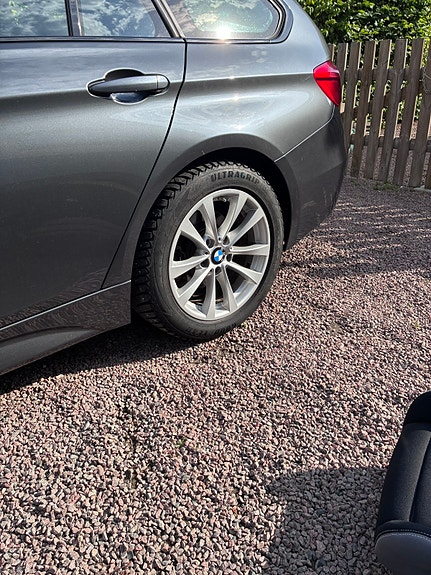 BMW 320d 9 of 9