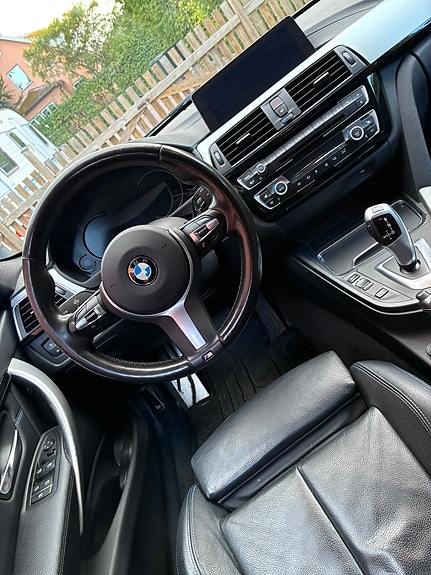 BMW 320d 4 of 9