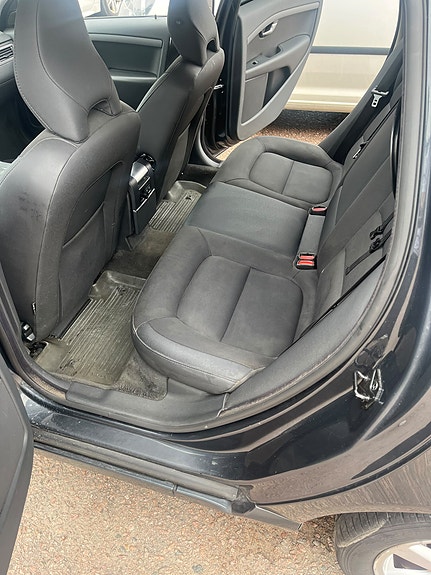 Volvo V70 6 of 7
