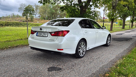 Lexus GS300h 5 of 13