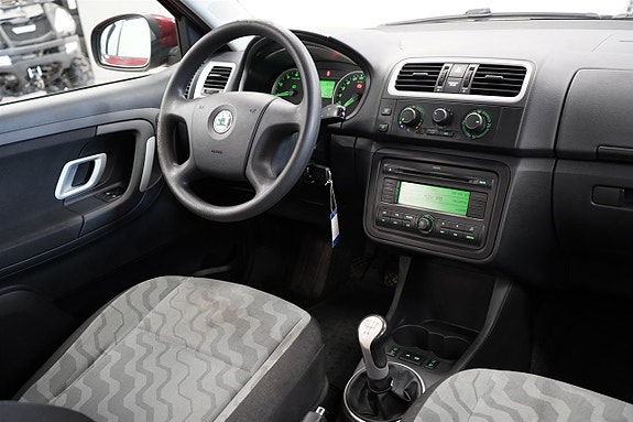 Skoda Fabia 10 of 15