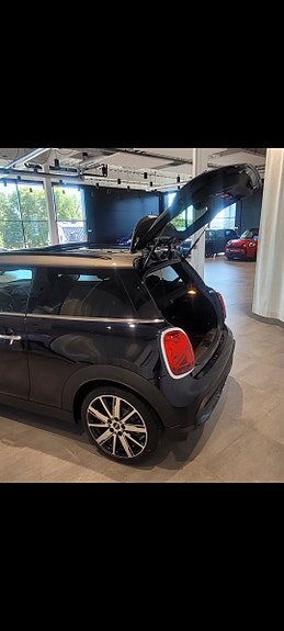 MINI Cooper S 2 of 15