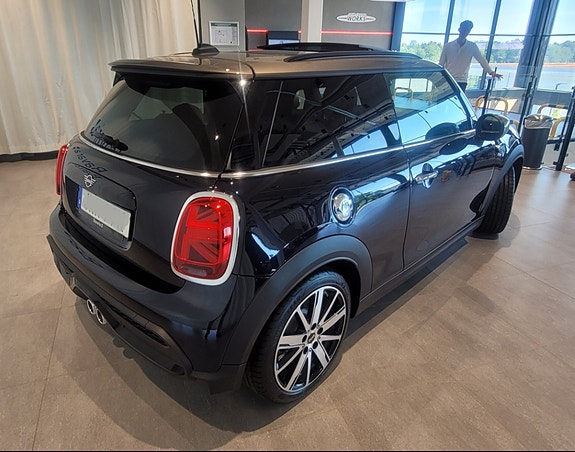 MINI Cooper S 12 of 15