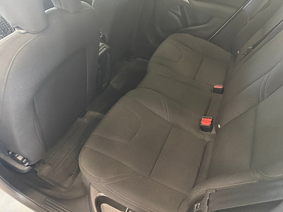Volvo V40 5 of 8