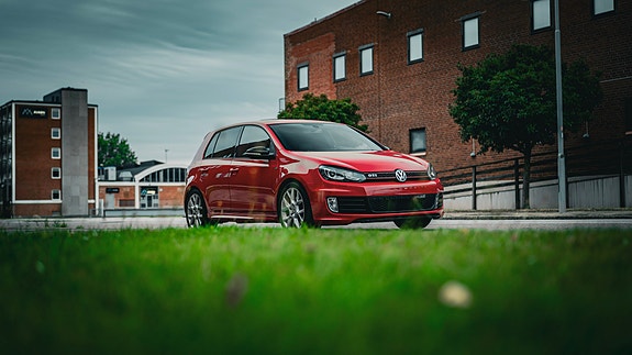 Volkswagen Golf VI 3 of 11