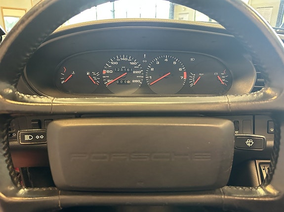 Porsche 944 5 of 14