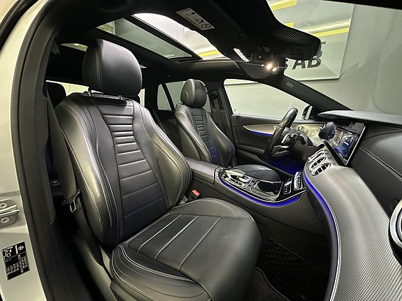 Mercedes-Benz E250 9 of 23