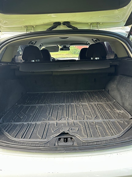 Volvo V60 11 of 16