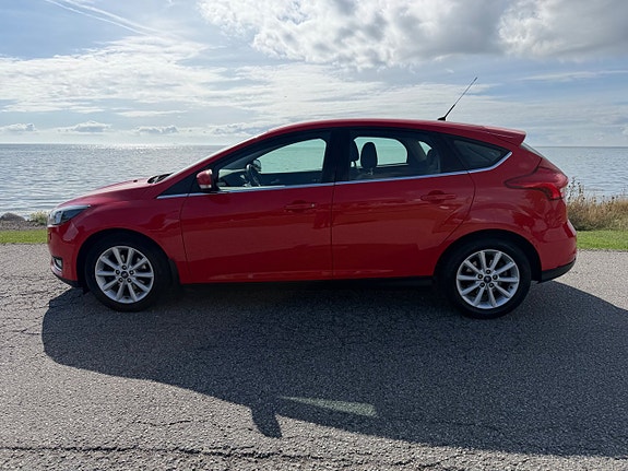 Ford Focus 2 of 14