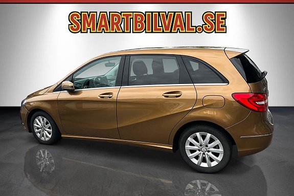 Mercedes-Benz B200 7 of 9