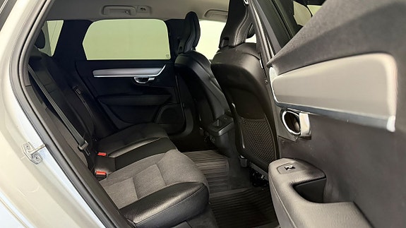 Volvo V90 18 of 22