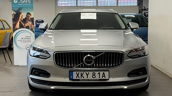 Volvo V90 2 of 22