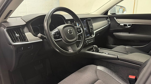 Volvo V90 10 of 22
