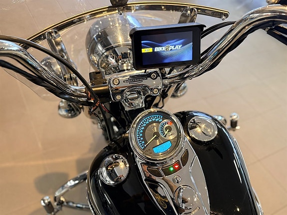 Harley-Davidson Softtail Heritage Classic Twin Cam 4 of 12