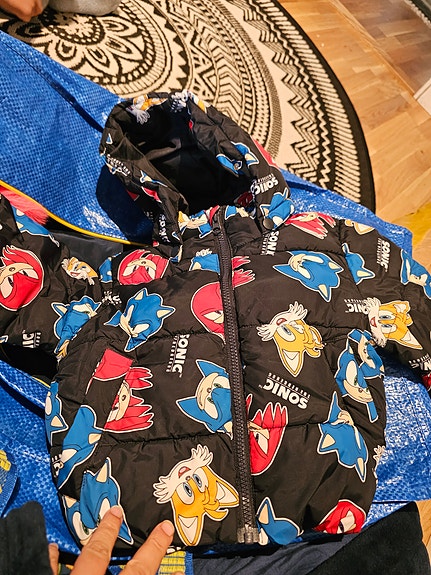 Product image 1 of 3