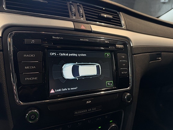 Skoda Superb 10 of 13