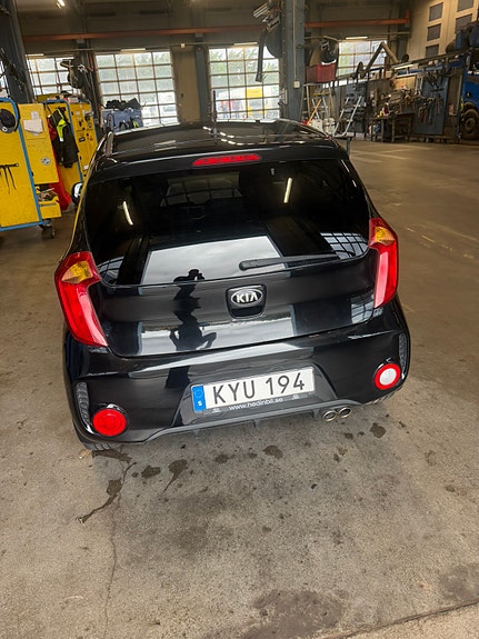 Kia Picanto 4 of 11
