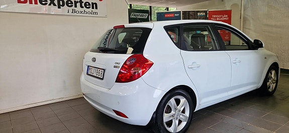 Kia Ceed 6 of 18