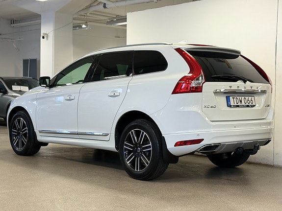 Volvo XC60 6 of 15