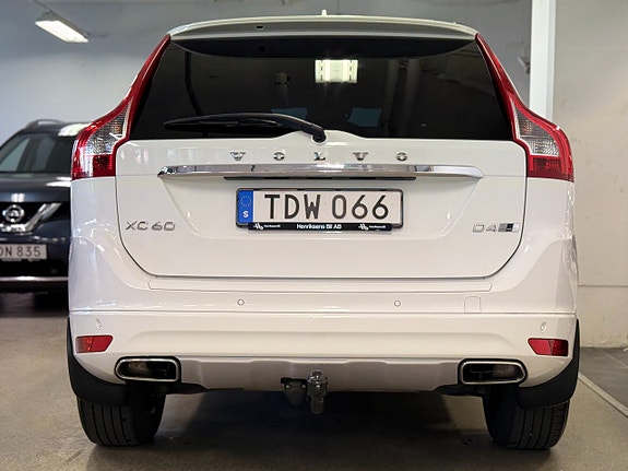 Volvo XC60 7 of 15