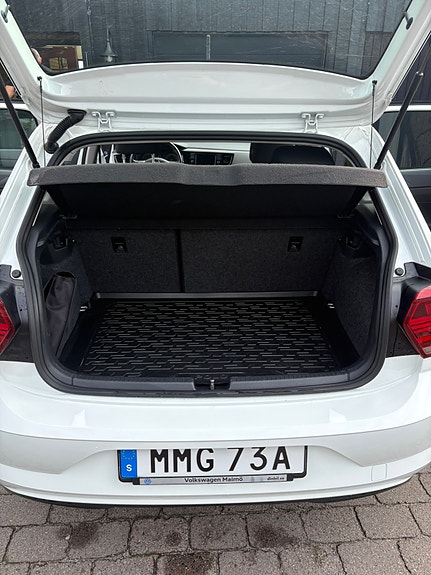 Volkswagen Polo 9 of 9