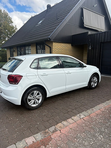 Volkswagen Polo 4 of 9