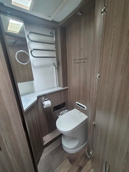 KABE KABE TM | 910 Imperial GB 8 of 9