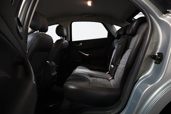 Ford Mondeo 14 of 23