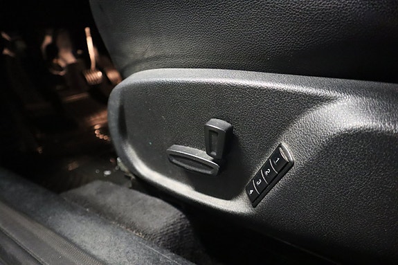 Ford Mondeo 17 of 23