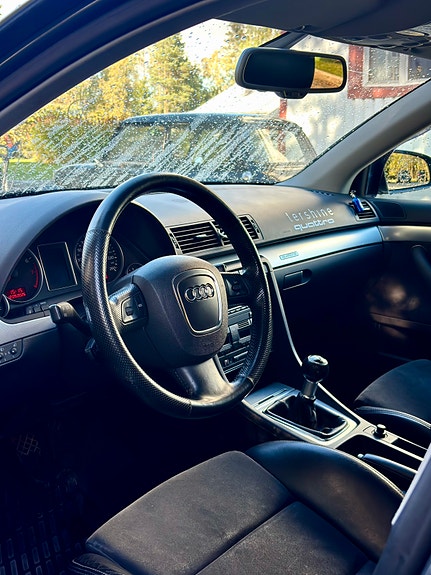 Audi A4 6 of 12