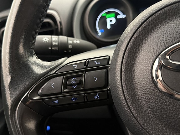 Toyota Yaris 11 of 30