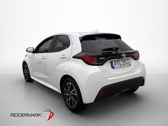 Toyota Yaris 5 of 30