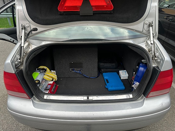 Volkswagen Bora 4 of 15
