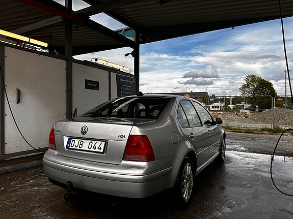 Volkswagen Bora 13 of 15