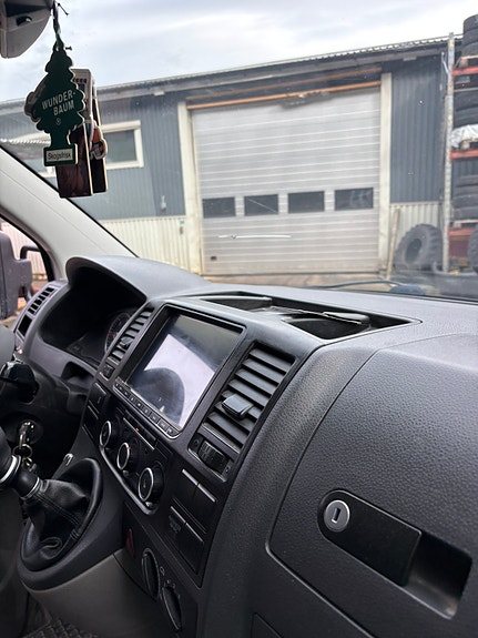 Volkswagen Transporter 8 of 8