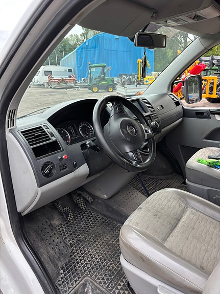 Volkswagen Transporter 7 of 8
