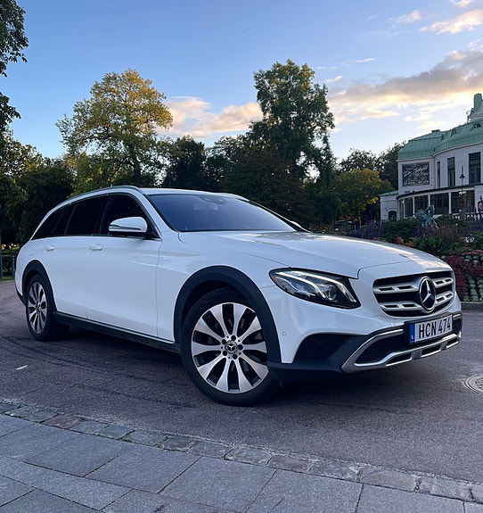 Mercedes-Benz E220 d 12 of 12
