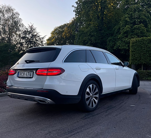 Mercedes-Benz E220 d 5 of 12