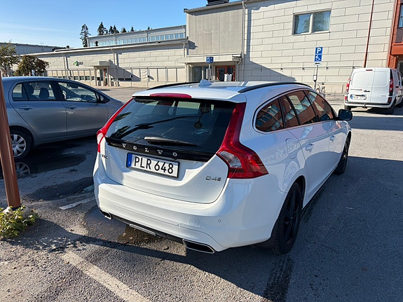 Volvo V60 3 of 3