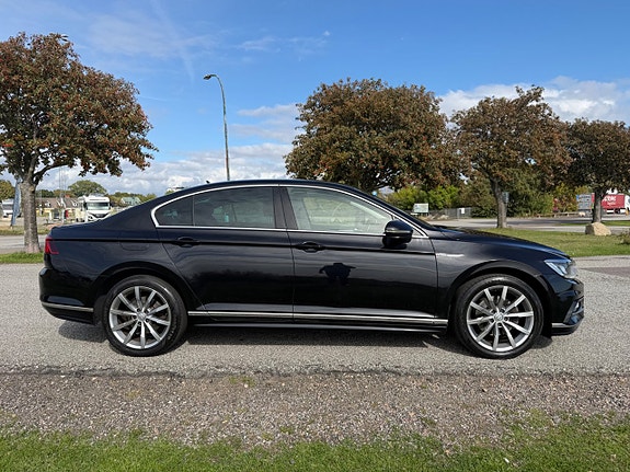 Volkswagen Passat 5 of 20