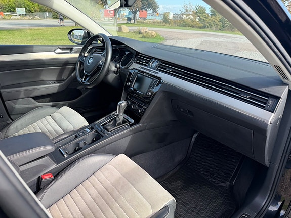 Volkswagen Passat 11 of 20