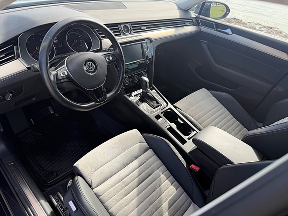 Volkswagen Passat 9 of 20