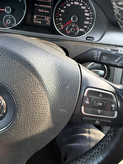 Volkswagen Passat 5 of 8