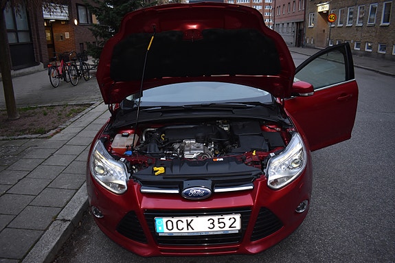 Ford Focus 5 of 8